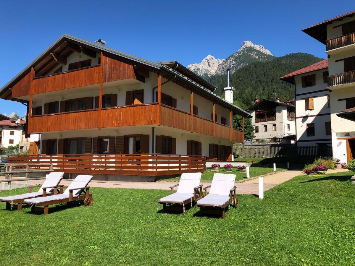 Residence Al Lago Auronzo di Cadore Bagian luar foto